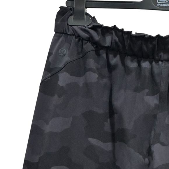 Lululemon Stretch High-Rise Jogger *Full Length Camo - Picture 5 of 7